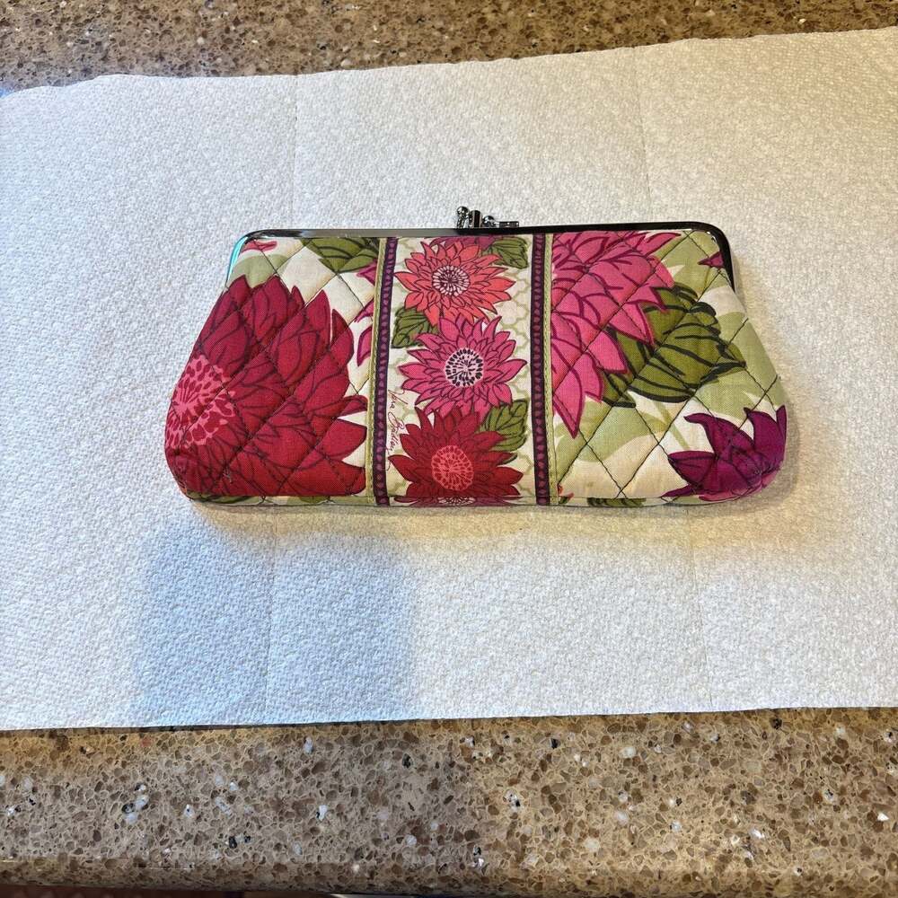 Vera Bradley Quilted Floral Kisslock Wallet Clutch - Pink & Red Botanical